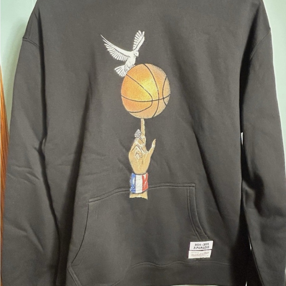 Mitchell & Ness Black Graphic Crewneck Sweater